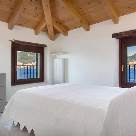 Casa Rosa-con Vista Lago Brenzone sul Garda